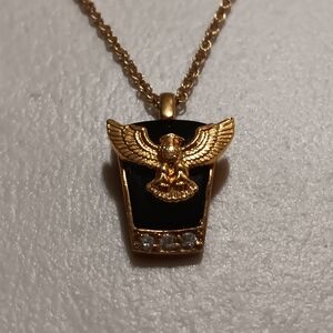 Vintage Elegant Gold and Black Onyx Eagle Pendant Neckl